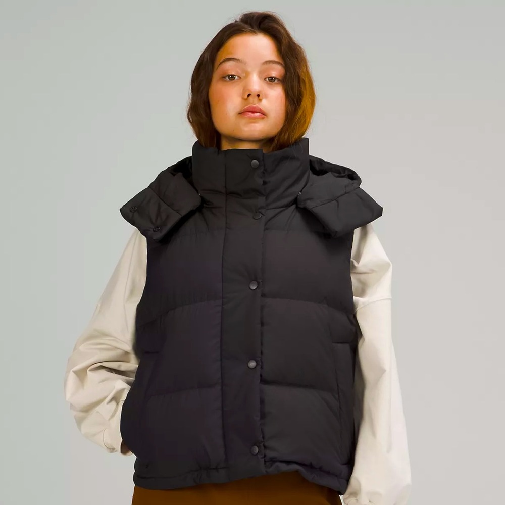 NWT LuLuLemon Wunder Puff Cropped Vest in Black